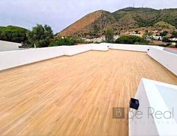 ESPECTACULAR CHALET A ESTRENAR EN BENALMADENA PUEBLO