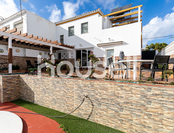 Casa en venta de 147 m² Calle Virgen de los Reyes, 41950 Castilleja de la Cuesta (Sevilla)