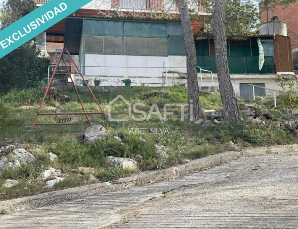 Terreno VALLADO CON AGUA Y LUZ 676 m2 en Canyelles