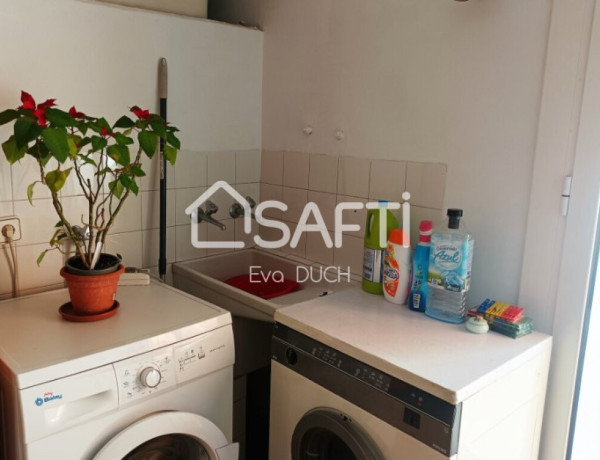 !Vive en Salt! Amplia casa con jardín y 7 habitaciones en venta