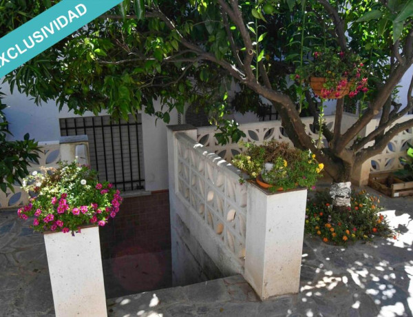 ¡Oportunidad fantástica! Casa de pueblo con piscina en el corazón de la Sierra de Gata