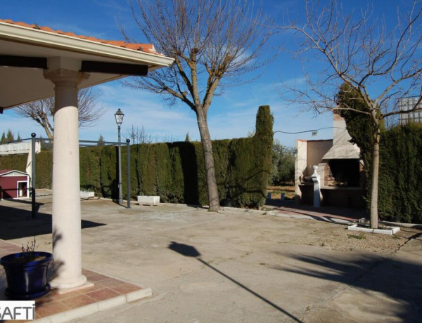 Casa-Chalet en Venta en Miguelturra