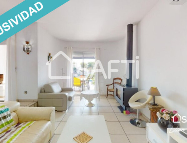 ¡EXCLUSIVO! Sublime casa situada en el ancho canal de Empuriabrava