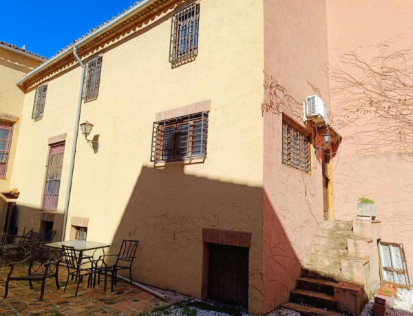 MAJESTUOSA CASA EN VENTA EN CENTRO DE MANCHA REAL