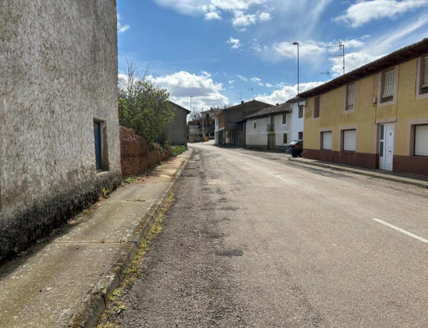 NUEVA OPORTUNIDAD. CASA DE PUEBLO PARA REFORMAR CON PATIO Y HUERTA