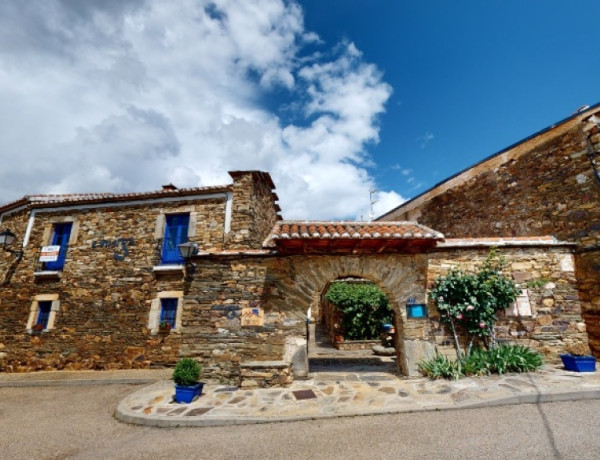 ESPECTACULAR CASA MARAGATA DE 500 METROS CONSTRUIDOS EN UN ESTADO IMPECABLE. HABILITADA COMO HOTEL RESTAURANTE