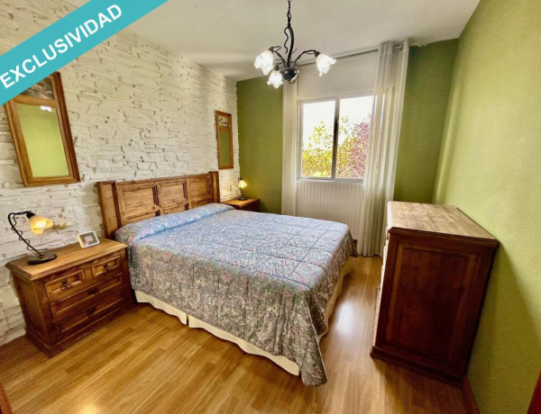 AMPLIO CHALET ADOSADO EN EL BARRIO DE LA SAL EN VENTA