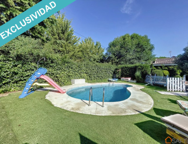 Casa con piscina en finca de 1000m²