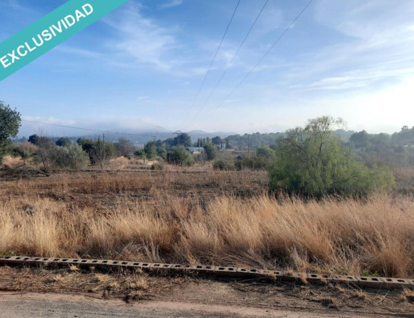 Terreno rústico con acciones de agua en excelente ubicación