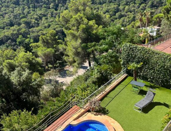 Espectacular casa con piscina y vistas al mar, en Santa Cristina / Cala Sant Francesc.