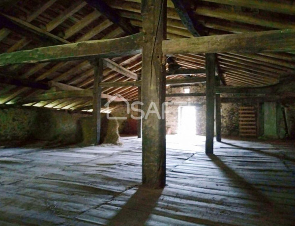 Finca Rústica con gran potencial en EZKURRA, NAVARRA,  España.