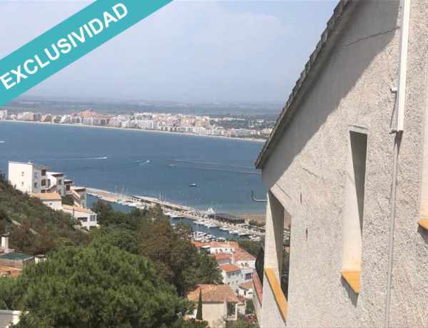   Precioso apartamento con vistas en Roses. Precio 290.000 €