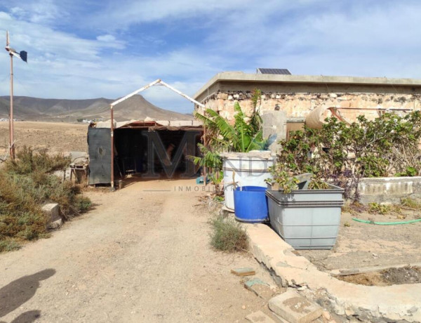 ¡OPORTUNIDAD! Terreno rústico en Paraje El Cuchillete