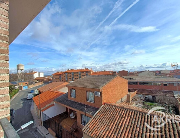 Piso en venta en Fuensalida de 64 m2