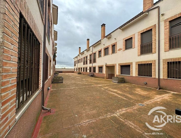 DUPLEX EN RECAS ¡¡VIVIENDA OKUPADA, NO SE PUEDE VISITAR!!