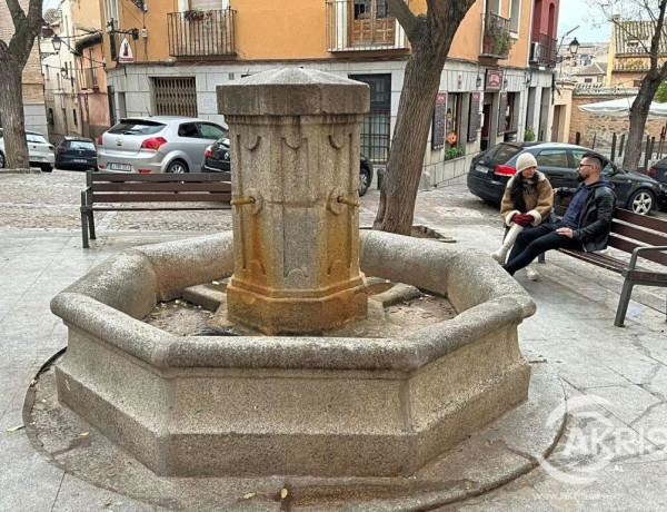 En una de las mejores plazas de Toledo