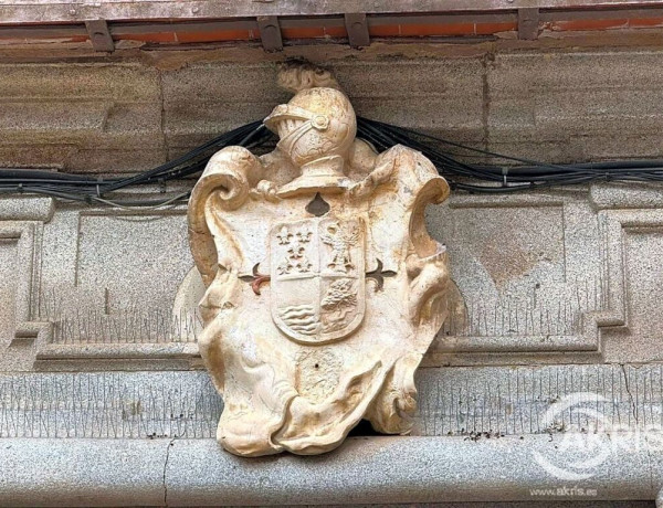 En una de las mejores plazas de Toledo