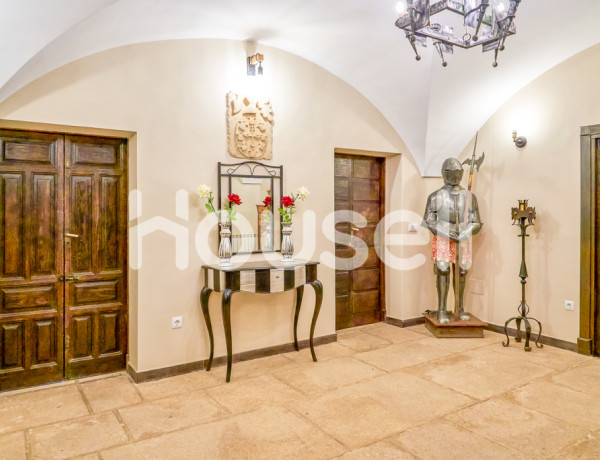 Casa en venta de 987 m² en Calle Trujillo, 10210 Madroñera (Cáceres)