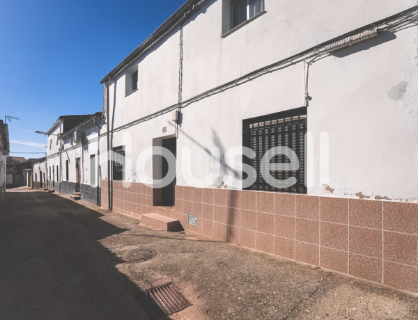 Casa en venta de 95 m² en  Calle Martires, 10130 Zorita (Cáceres)