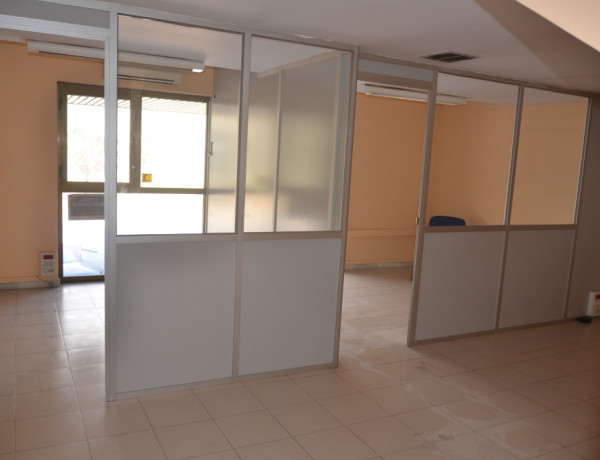 Local comercial en Venta en Cornella De Llobregat Barcelona ALMEDA