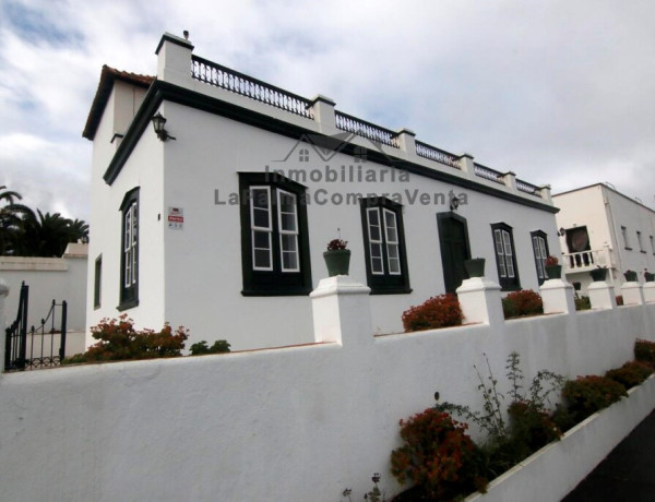 Casa-Chalet en Venta en Santa Cruz De La Palma Santa Cruz de Tenerife 