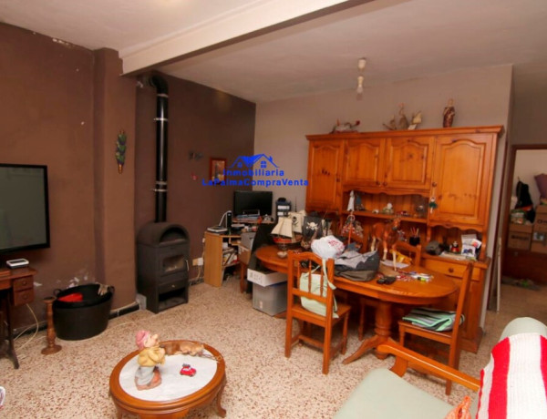 Casa-Chalet en Venta en Ledas, Las Santa Cruz de Tenerife 