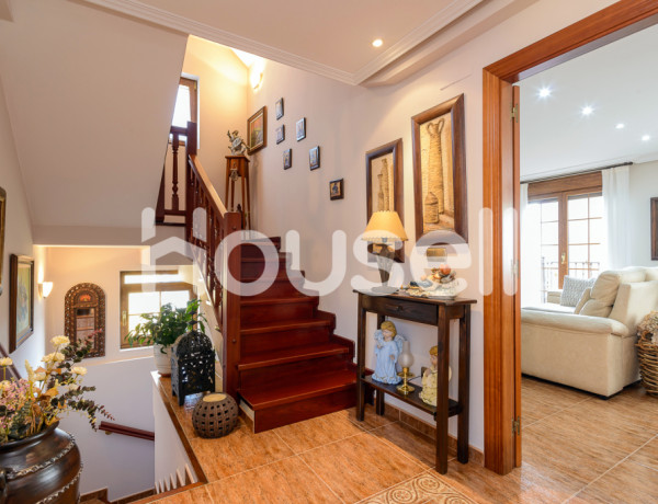 Casa en venta de 264 m² Urbanización Párroco Don José F. Teral, 33403 Avilés (Asturias)