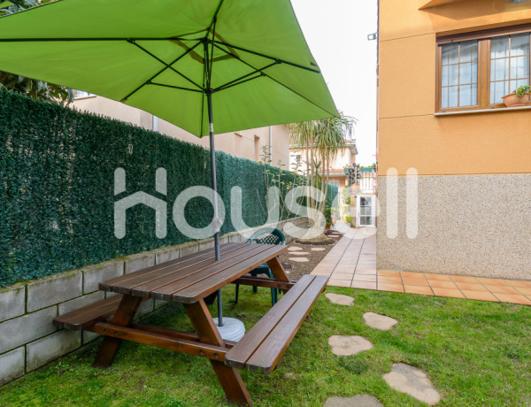 Casa en venta de 264 m² Urbanización Párroco Don José F. Teral, 33403 Avilés (Asturias)