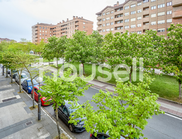 Piso en venta de 86 m² Calle Senda Valentín Foronda, 01010 Vitoria-Gasteiz (Araba)