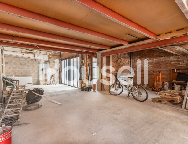 Casa en venta de 399 m² Calle Verge de Montserrat, 25124 Rosselló (Lleida)