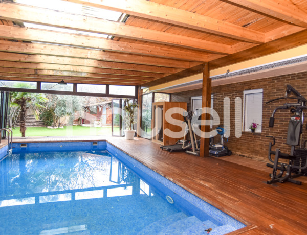 Chalet en venta de 372 m² Calle Garbí, 08349 Cabrera de Mar (Barcelona)