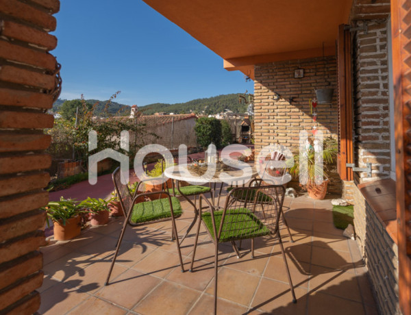 Chalet en venta de 231 m² Calle Montserrat, 08620 Sant Vicenç dels Horts (Barcelona)