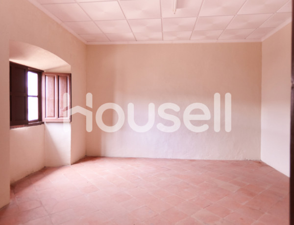 Casa en venta de 720 m² Calle Enrique Moreno, 23440 Baeza (Jaén)