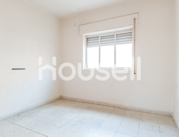 Piso en venta de 64 m² Calle Los Castaños, 37005 Salamanca