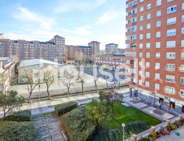 Piso en venta de 93 m² Juntas Generales Kalea, 01010 Vitoria-Gasteiz (Araba)