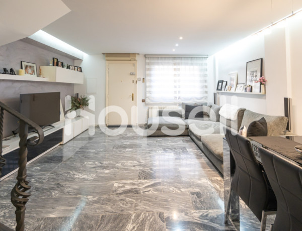 Casa en venta de 190 m² Avenida Ramón Berenguer, 08924 Santa Coloma de Gramenet (Barcelona)