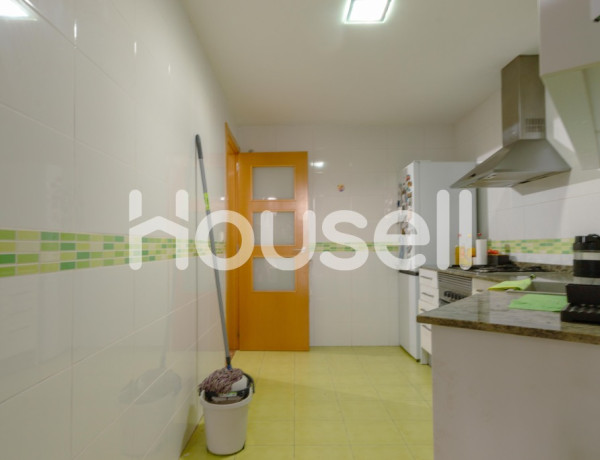 Piso en venta de 90 m² Calle de Valencia, 46900 Torrente (Valencia)