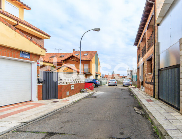 Chalet en venta de 148 m² en Calle Cerrada, 24191 San Andrés del Rabanedo (León)