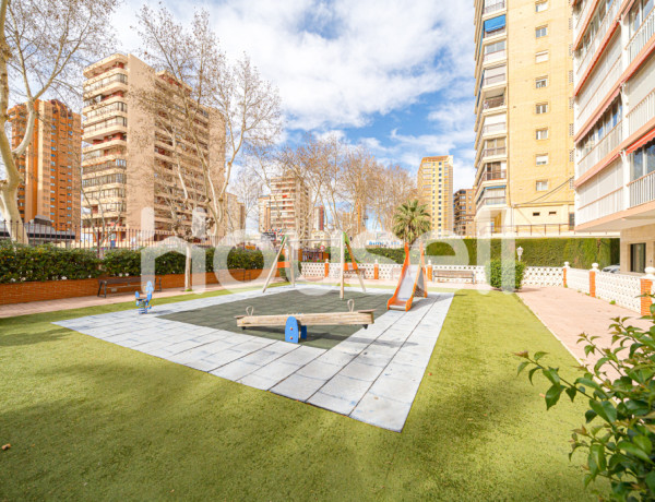 Piso en venta de 80 m² Avenida del Mediterráneo, 03503 Benidorm (Alacant)