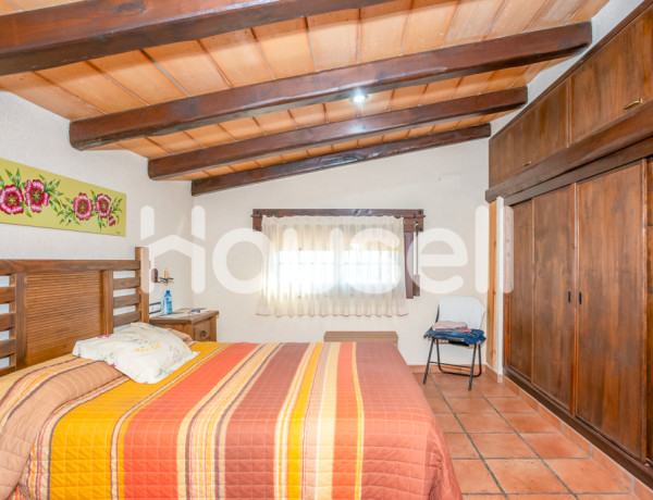 Chalet en venta de 261 m² Avenida La Selva, 17430 Santa Coloma de Farners (Girona)