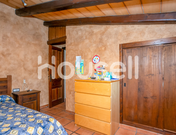 Chalet en venta de 261 m² Avenida La Selva, 17430 Santa Coloma de Farners (Girona)