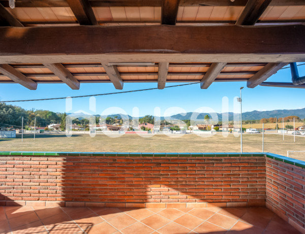 Chalet en venta de 261 m² Avenida La Selva, 17430 Santa Coloma de Farners (Girona)