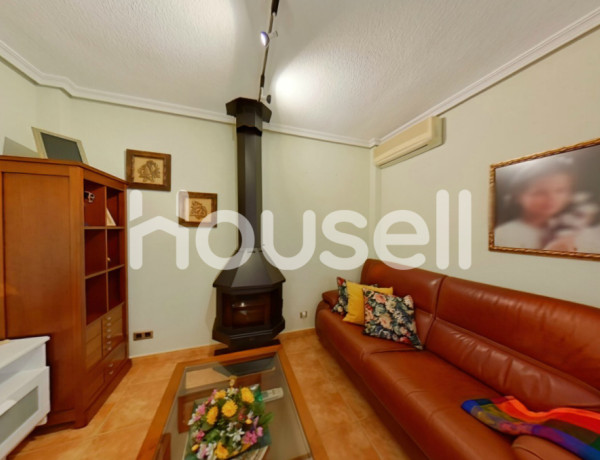 Chalet adosado en venta de 182 m² Calle Moscú, 28822 Coslada (Madrid)