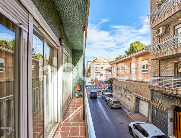 Piso en venta de 202 m² Calle Maestro Ramón Gorgé, 03600 Elda (Alacant)