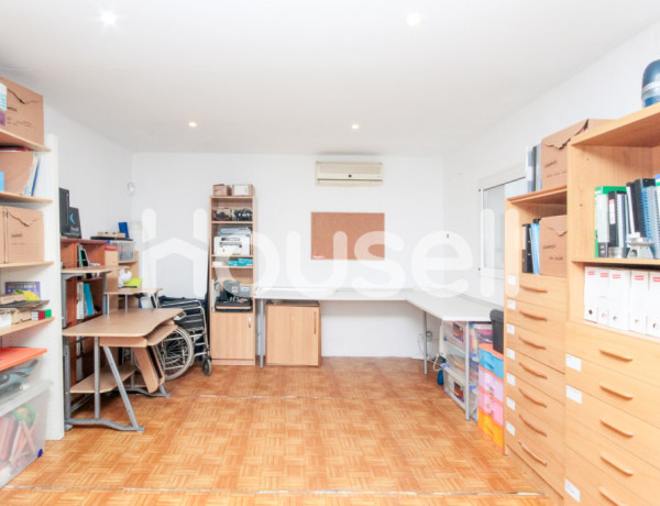 Piso en venta de 110 m² Pasaje Sobrarbe, 08917 Santa Coloma de Gramenet (Barcelona)