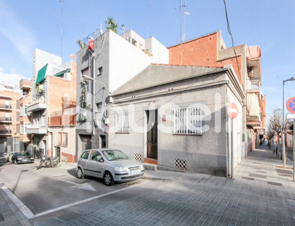 Piso en venta de 110 m² Pasaje Sobrarbe, 08917 Santa Coloma de Gramenet (Barcelona)