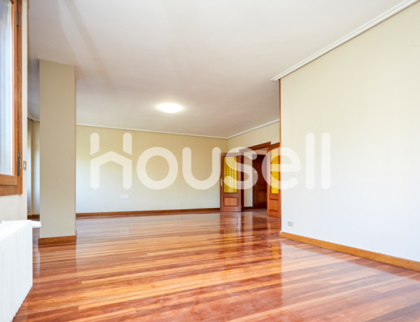 Piso en venta de 212 m² Magdalena Kalea, 01008 Vitoria-Gasteiz (Araba)