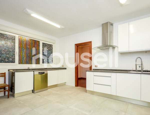 Piso en venta de 212 m² Magdalena Kalea, 01008 Vitoria-Gasteiz (Araba)