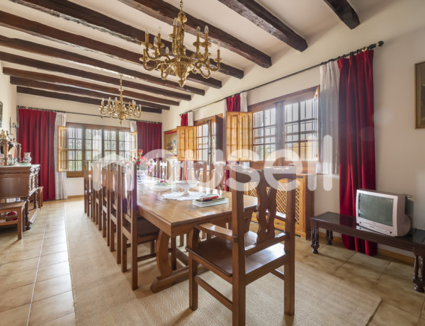 Chalet en venta de 669 m² Calle Real, 28410 Manzanares el Real (Madrid)