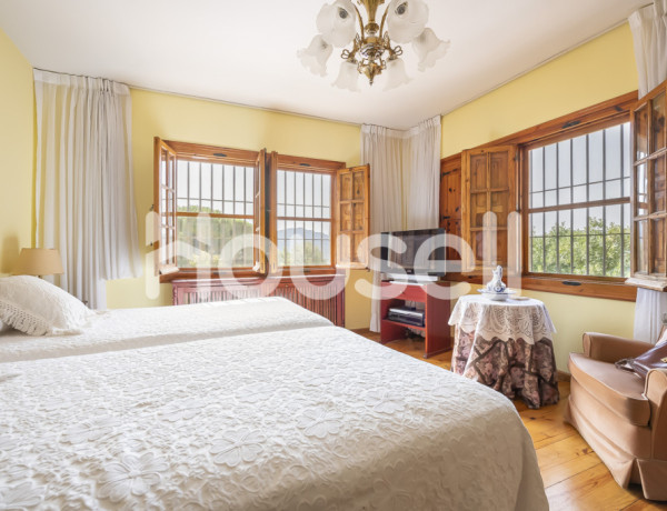 Chalet en venta de 669 m² Calle Real, 28410 Manzanares el Real (Madrid)